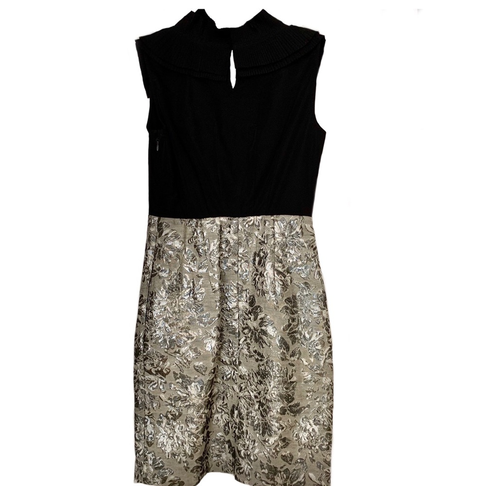 BCBGMaxAzria Silver Jacquard Dress Size 0
